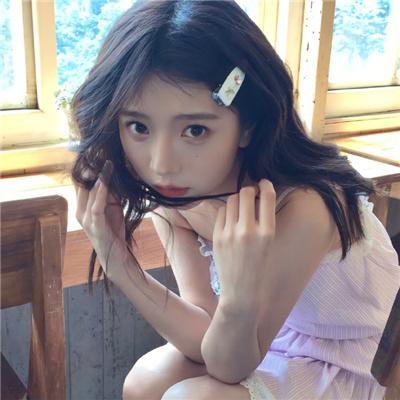 松林外海报
